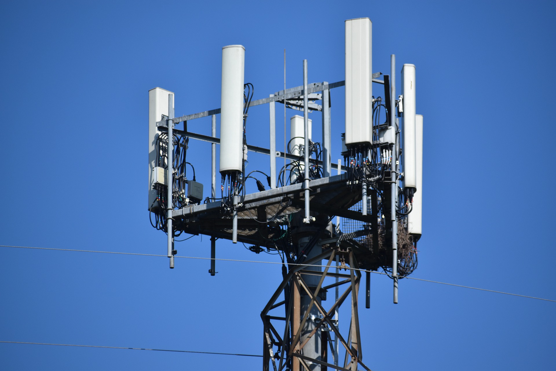 rASTREO SATELITAL AREAS REMOTAS